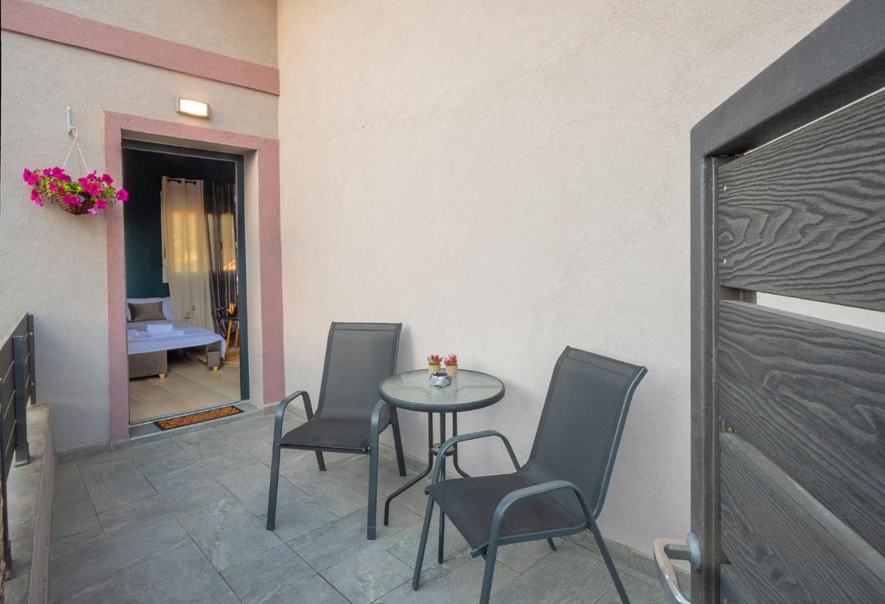 Hara Apartments Chrysoupolis Екстер'єр фото